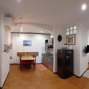 https://la-g-apartment-genoa.hotelitalianriviera.com